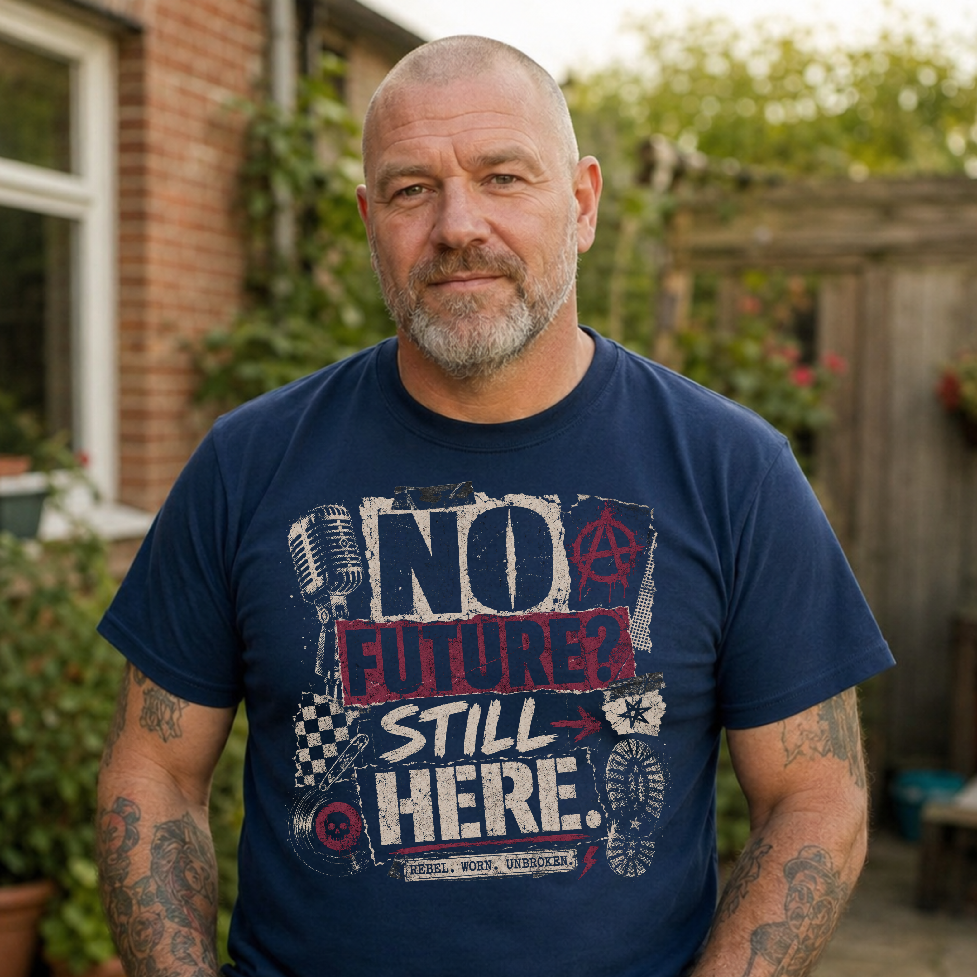NO FUTURE, STILL HERE - Heavy Cotton T-Shirt